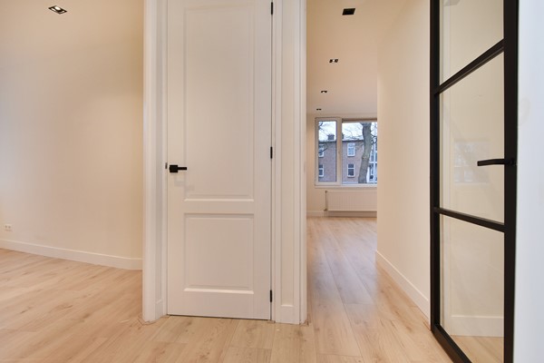 Medium property photo - Van Musschenbroekstraat 81, 2522 AJ Den Haag